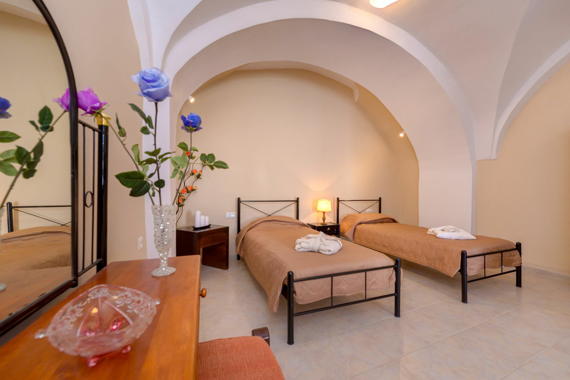 Mantilaria Apartment Fira  Ngoại thất bức ảnh